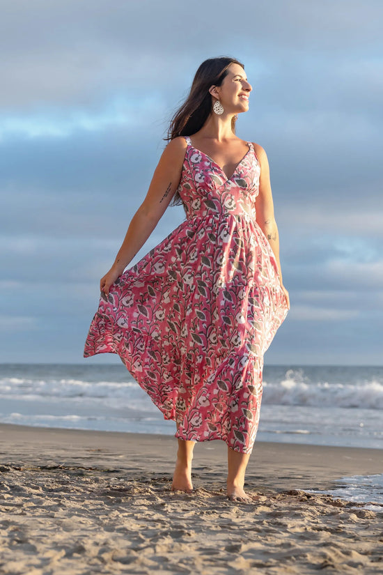 The Elira - Sweetheart Neckline Midi Dress- Pink